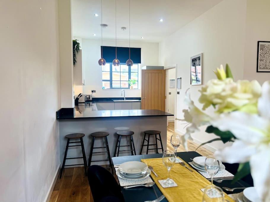 Villa Twilight House -Wyndale Living- B'Ham Jq Townhouse Birmingam Exterior foto